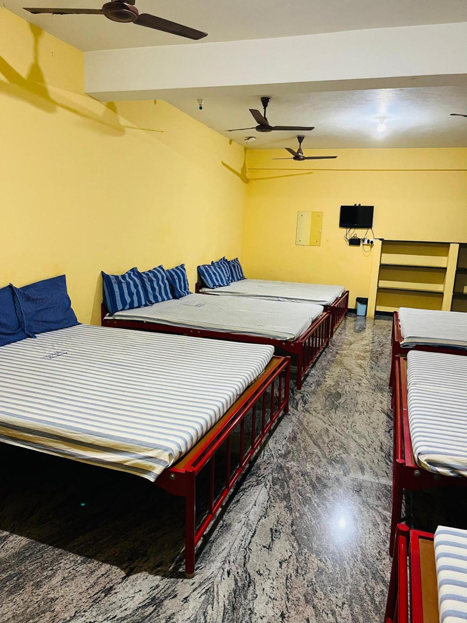 Вилла Woodland Residency Mettuppalaiyam  Экстерьер фото